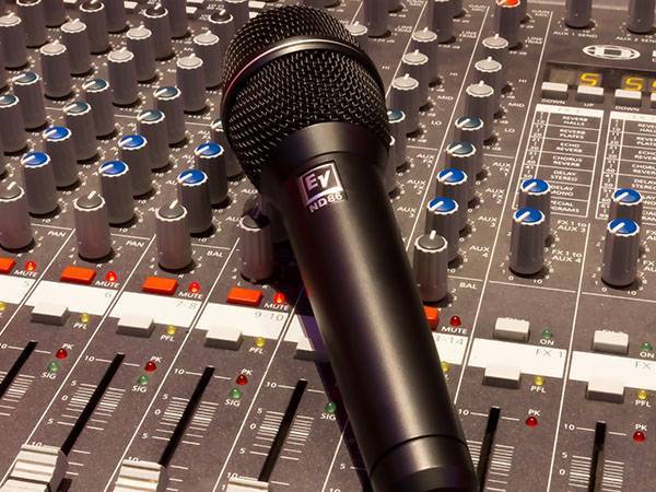 wired microphone on an audio mixer